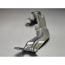 2018-2025 VOLKSWAGEN ATLAS FRONT DRIVER FENDER REINFORCEMENT BRACKET SET OEM