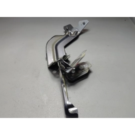 2018-2025 VOLKSWAGEN ATLAS FRONT DRIVER FENDER REINFORCEMENT BRACKET SET OEM