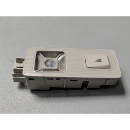 2021-2022 Volkswagen Atlas Rear Passenger Side Interior Roof Dome Lamp OEM