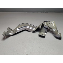 2021-2025 Volkswagen Atlas 	Front Passenger Fender Reinforcement Bracket OEM