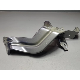 2021-2025 Volkswagen Atlas 	Front Passenger Fender Reinforcement Bracket OEM