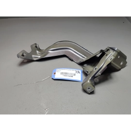 2021-2025 Volkswagen Atlas 	Front Passenger Fender Reinforcement Bracket OEM