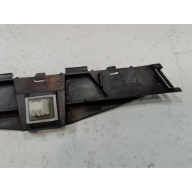 2016-22 Honda Pilot Rear Bumper Right Passenger Side Retainer Spacer Bracket OEM