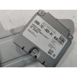 2016-2018 Honda Pilot Satellite Tuner Remote Computer Control Module Unit OEM