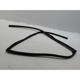 HONDA PILOT REAR LEFT DRIVER DOOR WINDOW GLASS RUN CHANNEL SEAL 2016 - 2021 OEM