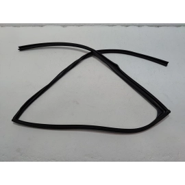 HONDA PILOT REAR LEFT DRIVER DOOR WINDOW GLASS RUN CHANNEL SEAL 2016 - 2021 OEM
