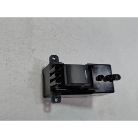 HONDA PILOT REAR DRIVER SIDE LICENSE LIGHT LAMP MOLDING COVER TRIM OEM 2016-2022