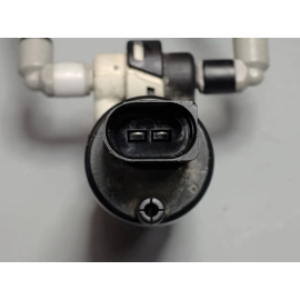 2016-2021 HONDA PILOT WINDSHIELD WIPER WASHER RESERVOIR PUMP W/ HOSE TUBE OEM