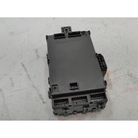2016 - 2018 HONDA PILOT EX-L CABIN FUSE RELAY BOX BLOCK MODULE OEM