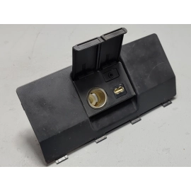 2016-2019 HONDA PILOT CENTER CONSOLE POWER OUTLET & AUXILIARY PORT AUX OEM