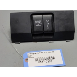 2016-2019 HONDA PILOT CENTER CONSOLE POWER OUTLET & AUXILIARY PORT AUX OEM