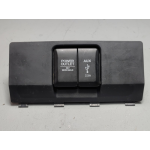 2016-2019 HONDA PILOT CENTER CONSOLE POWER OUTLET & AUXILIARY PORT AUX OEM