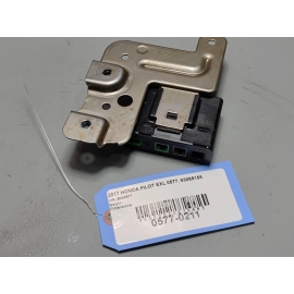 HONDA PILOT EX-L MEDIA HUB CONTROL MODULE UNIT 2016-2018 OEM