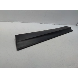 HONDA RIDGELINE FRONT RIGHT PASSENGER SIDE DOOR LOWER MOLDING 2017 - 2023 OEM