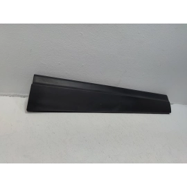 HONDA RIDGELINE FRONT RIGHT PASSENGER SIDE DOOR LOWER MOLDING 2017 - 2023 OEM
