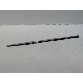 16-22 HONDA PILOT FRONT RIGHT PASSENGER SIDE DOOR WINDOW BELT MOLDING CHROM OEM