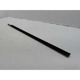 16-22 HONDA PILOT FRONT RIGHT PASSENGER SIDE DOOR WINDOW BELT MOLDING CHROM OEM