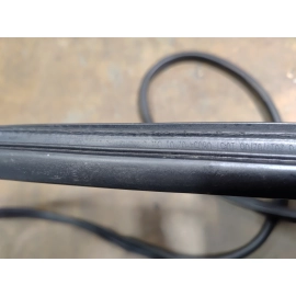 2016-2022 HONDA PILOT FRONT RIGHT PASSENGER SIDE DOOR BODY WEATHERSTRIP SEAL OEM