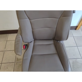 2017-2022 HONDA PILOT FRONT LEFT DRIVER SIDE SEAT COMPLETE OEM