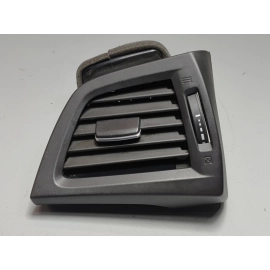 2014-20 Acura MDX Instrument Panel Passenger Side Outer Air Vent Grille OEM