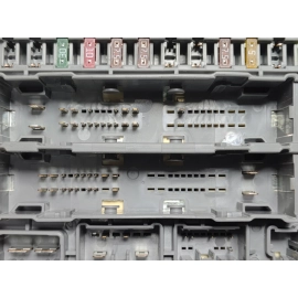 2017-2020 Acura MDX Relay & Fuses Rear Junction Block OEM