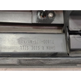 ACURA MDX PASSENGER SIDE LOWER SKIRT ROCKER PANEL MOLDING  2017-2020 OEM