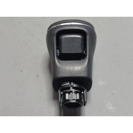 2018-2019 Toyota Camry Transmission Gear Shift Shifter Lever Knob OEM