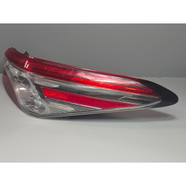 TOYOTA CAMRY 2018-19 XSE REAR PASSENGER SIDE OUTER TAILLIGHT LIGHT FULL LED OEM