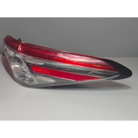 TOYOTA CAMRY 2018-19 XSE REAR PASSENGER SIDE OUTER TAILLIGHT LIGHT FULL LED OEM