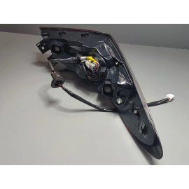 TOYOTA CAMRY 2018-19 XSE REAR PASSENGER SIDE OUTER TAILLIGHT LIGHT FULL LED OEM