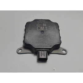 TOYOTA CAMRY 2018-2020 REAR LEFT OR RIGHT SIDE BLIND SPOT RADAR SENSOR OEM 1PCS