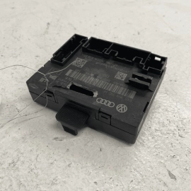 15-18 AUDI Q3 FRONT RIGHT PASSENGER SIDE DOOR WINDOW CONTROL MODULE 8X09597 15-18 AUDI Q3 FRONT RIGHT PASSENGER SIDE DOOR WINDOW CONTROL MODULE 8X09597