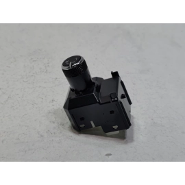 TOYOTA CAMRY XSE XLE FRONT DRIVER DOOR OUTER MIRROR CONTROL SWITCH OEM 2018-20