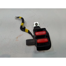 2019-2024 TOYOTA CAMRY REAR LEFT CENTER SIDE SEATBELT SEAT BELT BUCKLE OEM