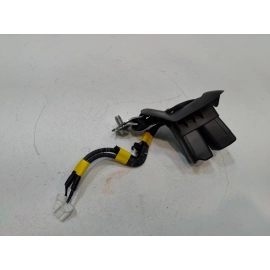 2019-2024 TOYOTA CAMRY REAR LEFT CENTER SIDE SEATBELT SEAT BELT BUCKLE OEM