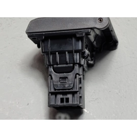 2018-2019 Toyota Camry Dashboard USB AUX Jack Port Socket Outlet W/ Cover OEM