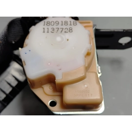 2018-24 Toyota Camry Rear Center Second 2nd Row Seatbelt Seat Belt Retractor OEM