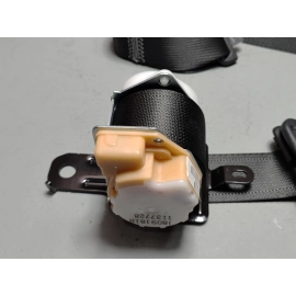 2018-24 Toyota Camry Rear Center Second 2nd Row Seatbelt Seat Belt Retractor OEM