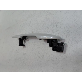 TOYOTA CAMRY FRONT PASSENGER SIDE EXTERIOR DOOR HANDLE OEM *089* WHITE 2018-2024