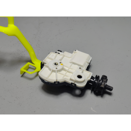 2018-2024 TOYOTA CAMRY FUEL TANK FILLER DOOR LATCH LOCK ACTUATOR MOTOR OEM