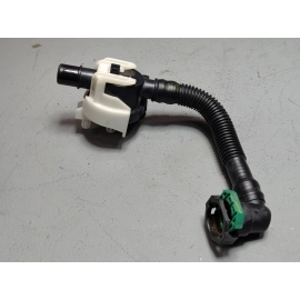 TOYOTA CAMRY  2018-2020 2.5L FWD FUEL VAPOR CANISTER OUTLET HOSE TUBE PIPE OEM