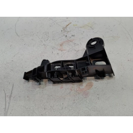 2018-2024 TOYOTA CAMRY REAR LEFT DRIVER TAILLIGHT MOUNT BRACKET SUPPORT OEM