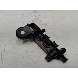 2018-2024 TOYOTA CAMRY REAR LEFT DRIVER TAILLIGHT MOUNT BRACKET SUPPORT OEM