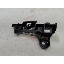 2018-2024 TOYOTA CAMRY REAR LEFT DRIVER TAILLIGHT MOUNT BRACKET SUPPORT OEM