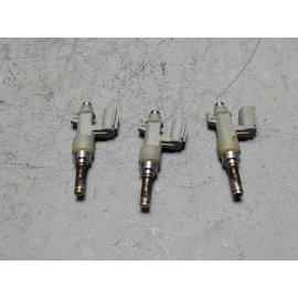 2021-2024 Toyota Venza 2.5L Fuel Injector Injectors Set of 3 Pcs OEM