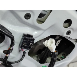 2018-2024 TOYOTA CAMRY FRONT DRIVER SIDE DOOR SHELL PANEL *089* W/HARNESS OEM