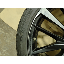 2018-2020 Toyota Camry Alloy Wheel Rim R19 8J w/Tire 235/40 OEM