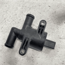 15-18 AUDI Q3 2.0L HVAC AC HEATER COOLING SOLENOID CONTROL VALVE OEM 4H0121