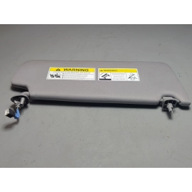 2017-2022 HONDA PILOT FRONT LEFT DRIVER SIDE SUNVISOR SUN VISOR W/ LIGHT OEM