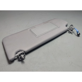 2017-2022 HONDA PILOT FRONT LEFT DRIVER SIDE SUNVISOR SUN VISOR W/ LIGHT OEM